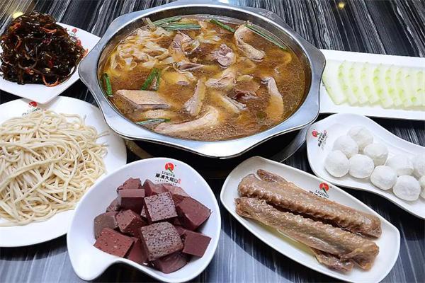 丽清大别山鹅火锅产品 门店图片