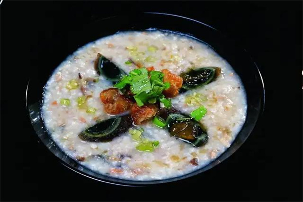 蒸烩煮加盟电话多少呢？有哪些联系方式呢