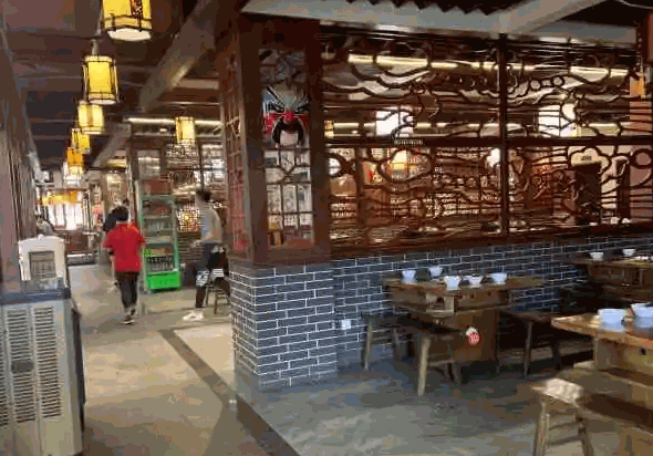 【土贼自助老火锅加盟】