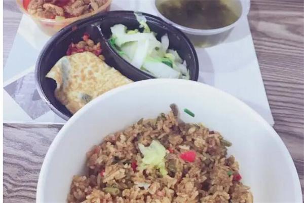 野有饭·野菜炒饭加盟