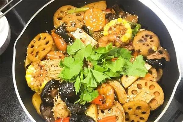 小魔椒麻辣香锅