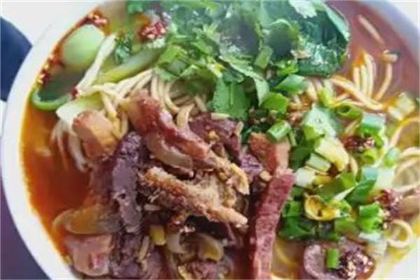 炊牛坊牛吃草牛杂面