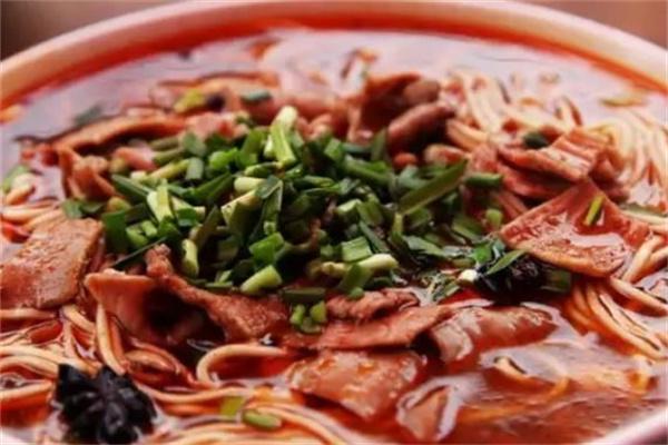 炊牛坊牛吃草牛杂面
