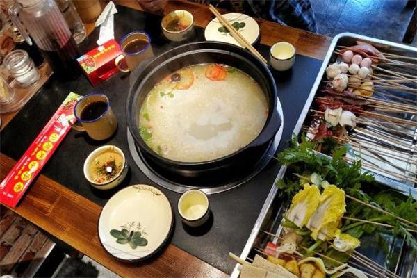 一味珍馐小郡肝串串香