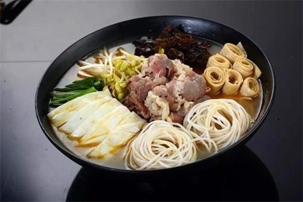 忆线缘过桥米线