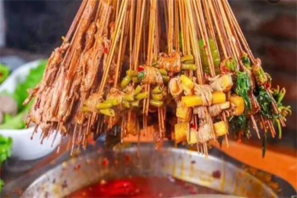 串三国串串香