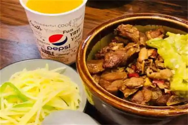 炅爸爸擂椒拌饭