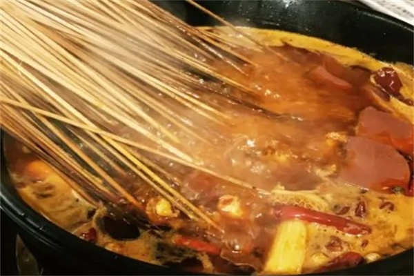 灌州老板凳砂锅串串香