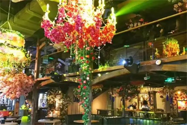 繁花酒吧