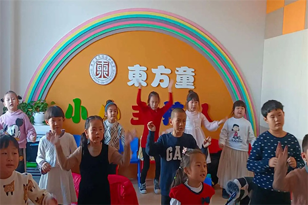 东方童民族艺术教育