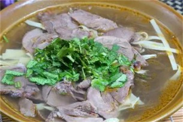 鼎四方