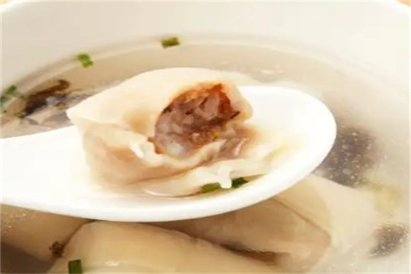 老上海馄饨铺