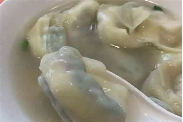 上海卢阿姨馄饨产品 门店图片
