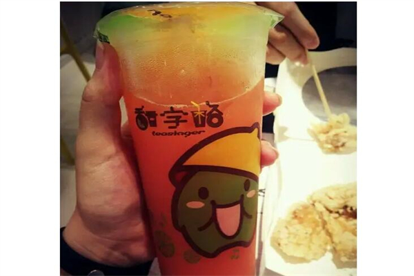 甜字格奶茶产品 门店图片