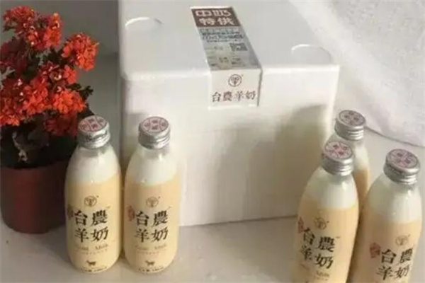 台农乳业产品 门店图片