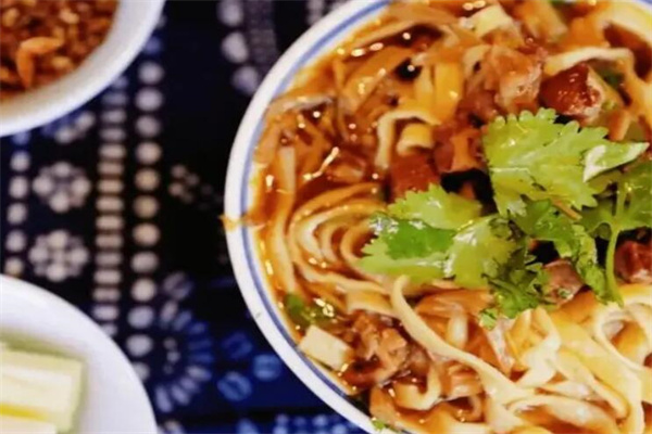 台儿庄黄花牛肉面产品 门店图片