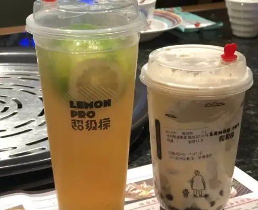 超级檬奶茶