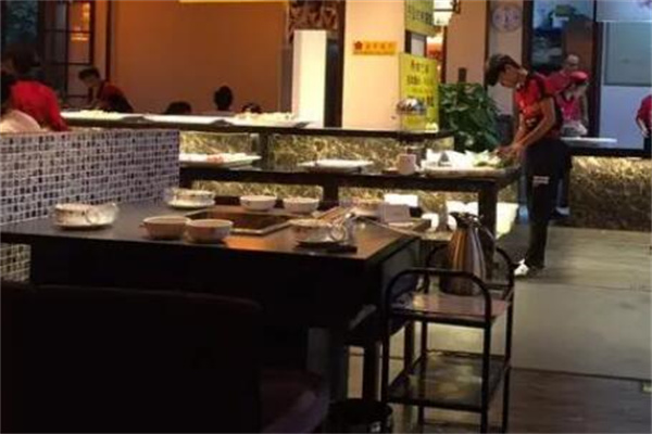 跳三跳火锅店产品 门店图片