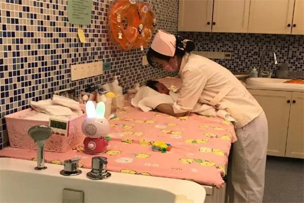 福座产后护理中心