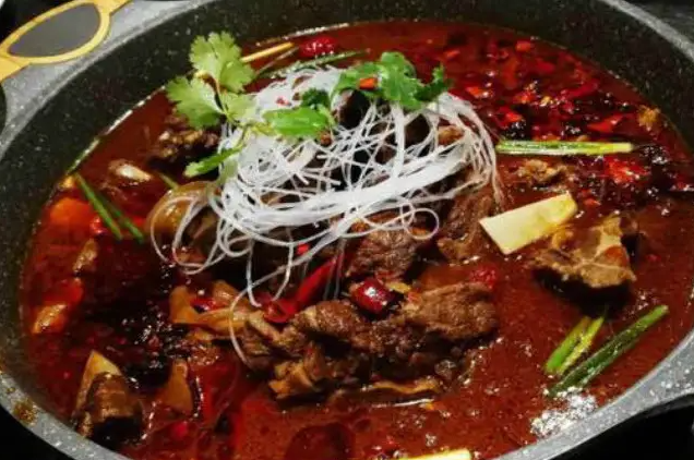 终极味道酱骨头火锅