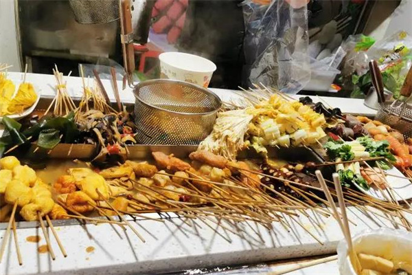 围炉麻辣串