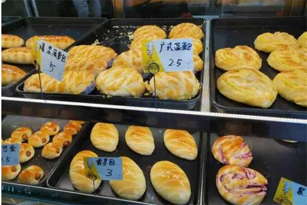 莞留香出炉面包