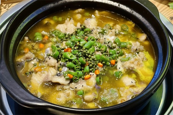 六小六豆花鱼火锅