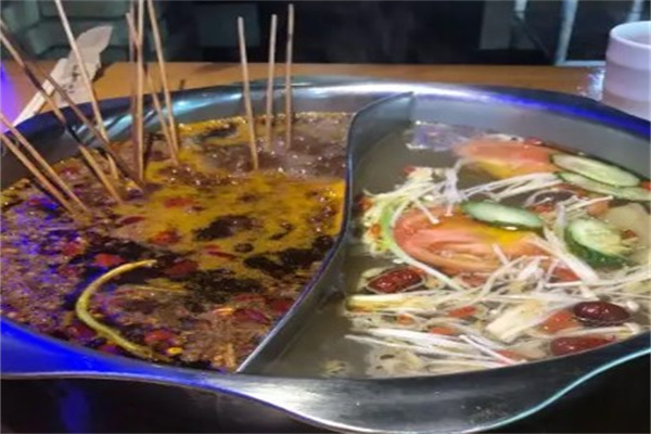 蜀佰川串串火锅产品 门店图片