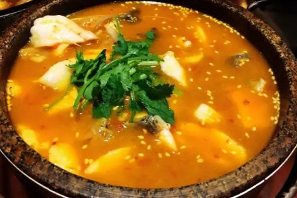 六小六豆花鱼火锅