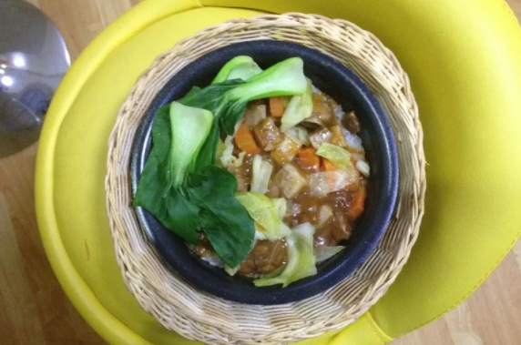 开心老婆煲仔饭