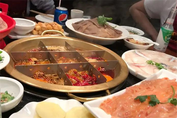 严师兄火锅产品 门店图片