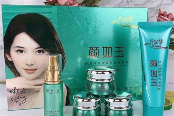 颜如玉