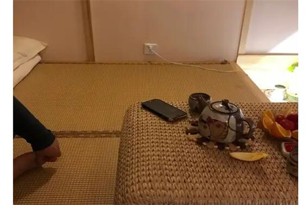 六本木足裹