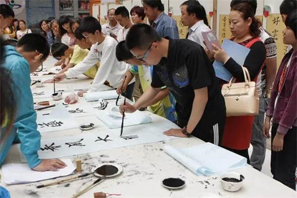 砚田教育产品 门店图片