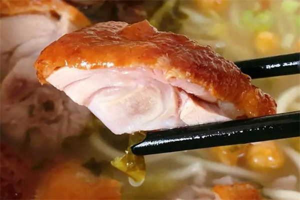 正宗广东烧鸭面费多少？怎样