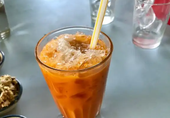 海南奶茶店排行榜是什么？小气茶奶茶一站式的用餐体验