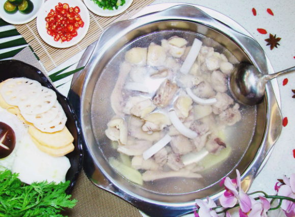 海南椰子鸡火锅店条件是什么？流程是什么