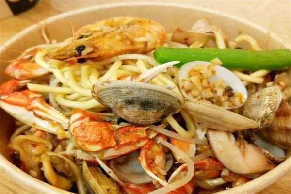 蜀味引海鲜焖面产品 门店图片