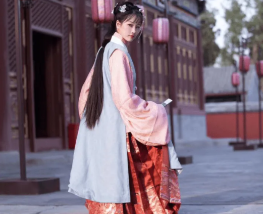 南笙九歌汉服体验馆大概开一间要多少钱