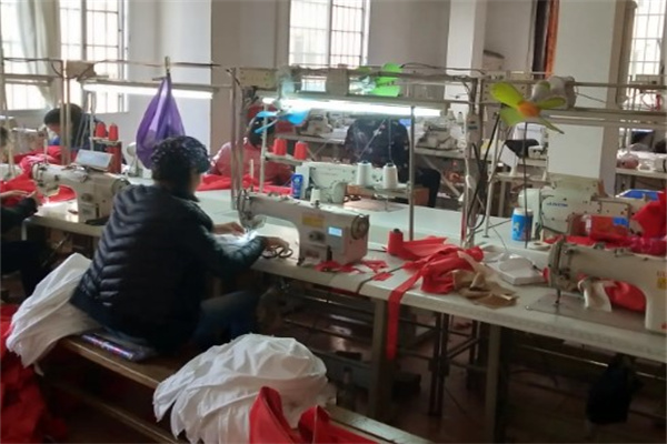 红谰服装加工厂产品 门店图片