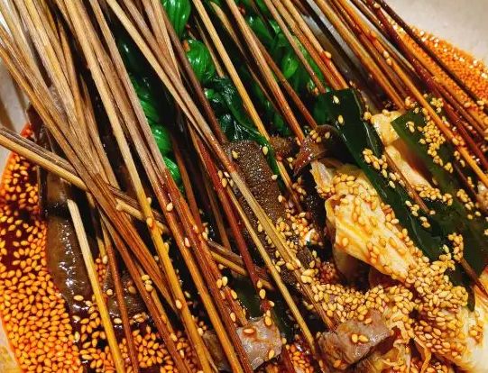 叶婆婆钵钵鸡大概多少钱？要注意什么