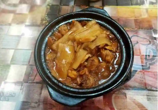 黄氏品致正宗黄焖鸡米饭费要多少钱