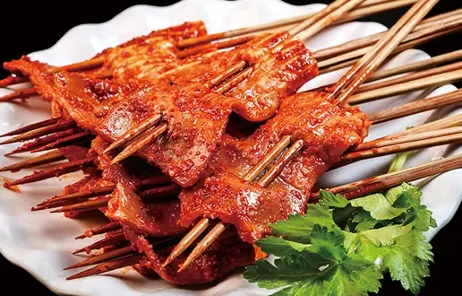 重庆小郡肝串串香费多少？优势是什么