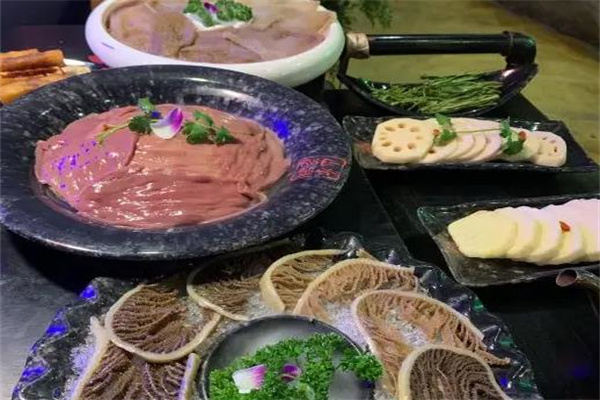 水帘洞火锅