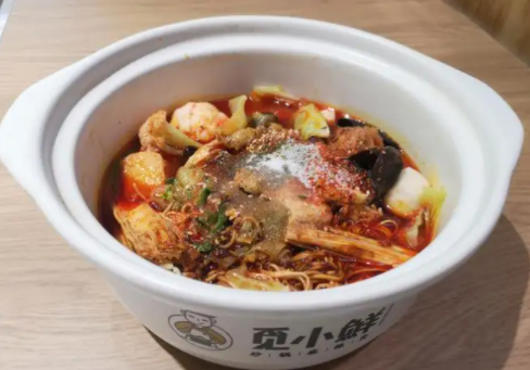 觅小鲜砂锅麻辣烫费是多少？优势是什么