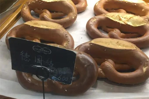 可稵咖啡面包店