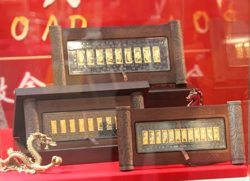 一个金之道珠宝店大概费用多少