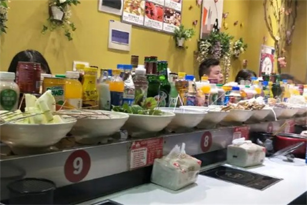 二愣子旋转小火锅产品 门店图片