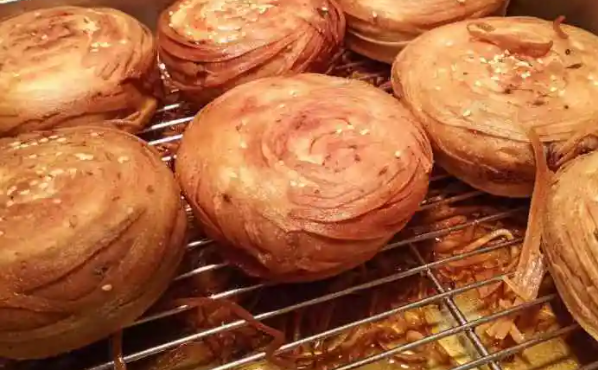 饼万兴金丝牛肉饼费多少？怎么