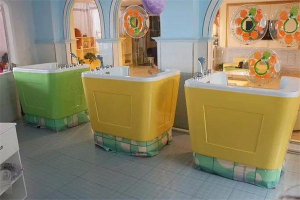 宝宝洗澡店产品 门店图片